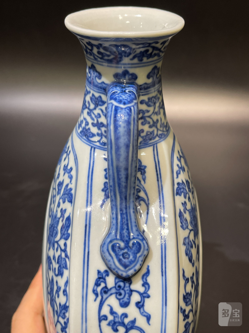 清 青花缠枝莲开光福寿纹杏圆抱月瓶 - 图10
